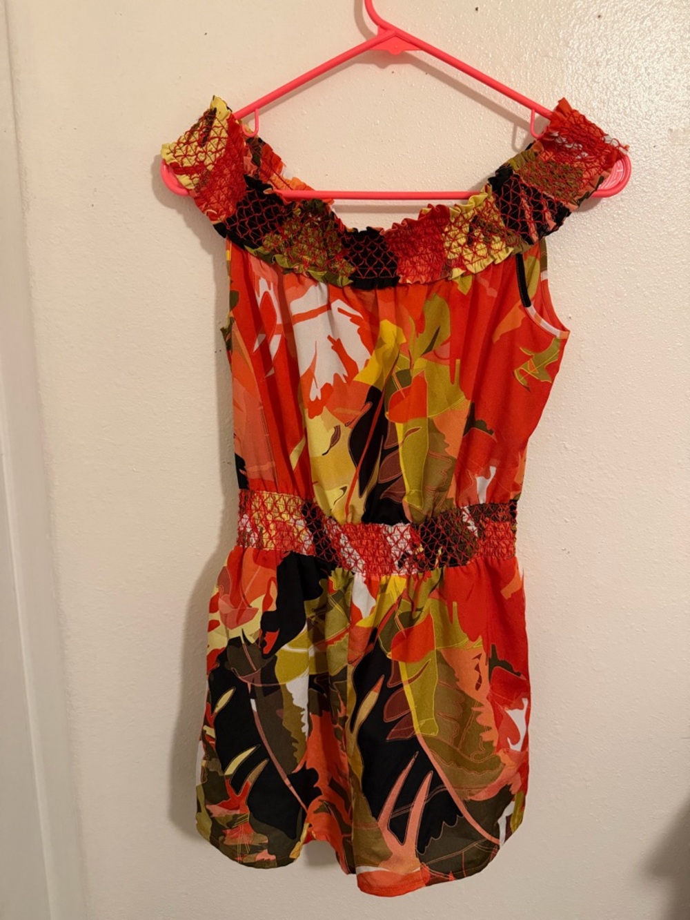 bebe Floral Print Off-Shoulder Top in Coral, Olive & Black